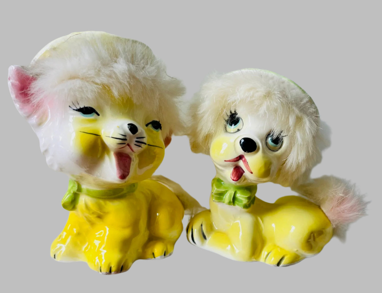 Vintage Cat/Dog? Salt And Pepper Shakers