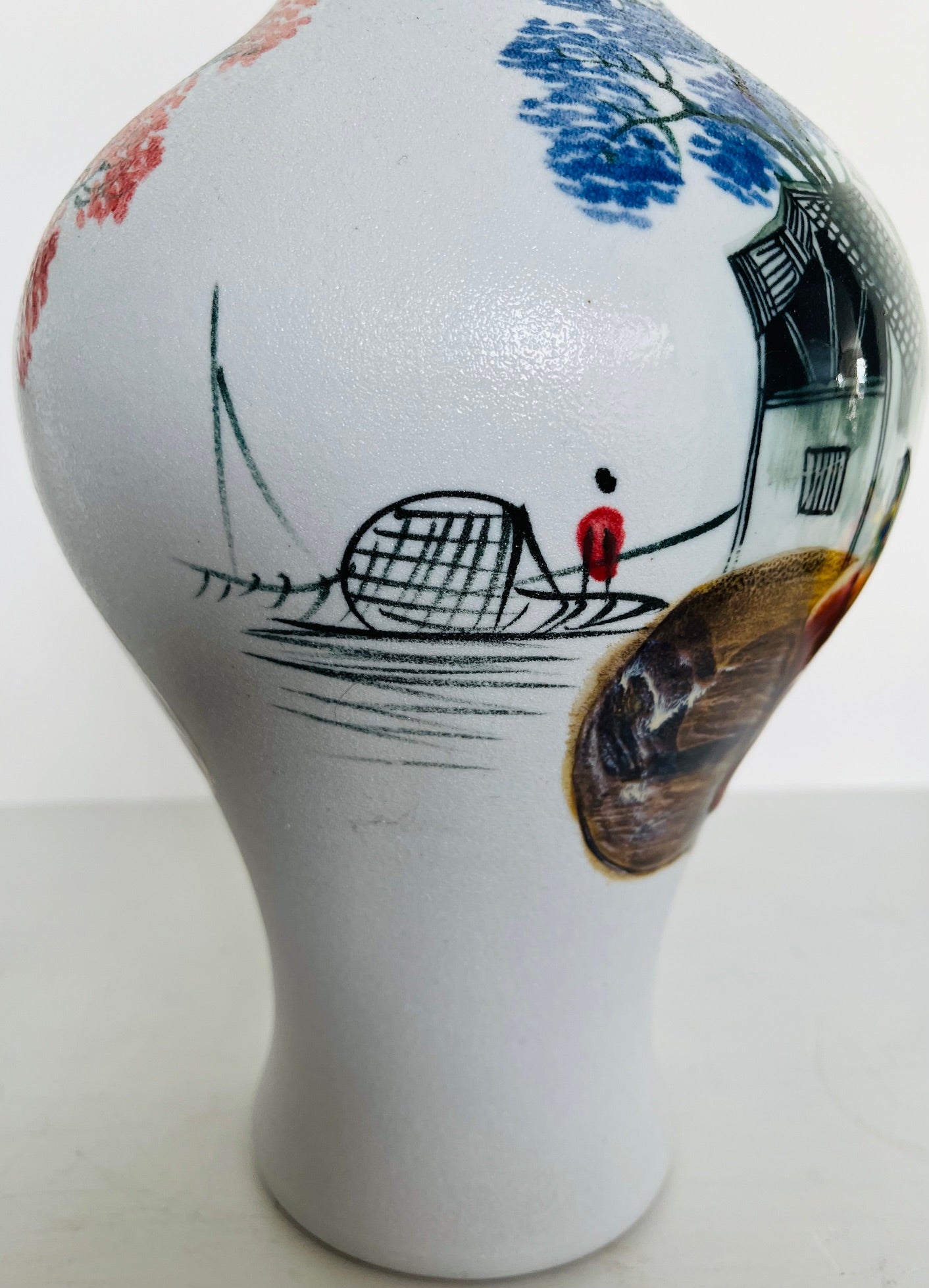 Vintage Chinese Jingdezhen-Style Porcelain Vase