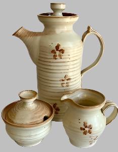 Vintage-style Coffee/Teapot, Sugar Bowl and Jug