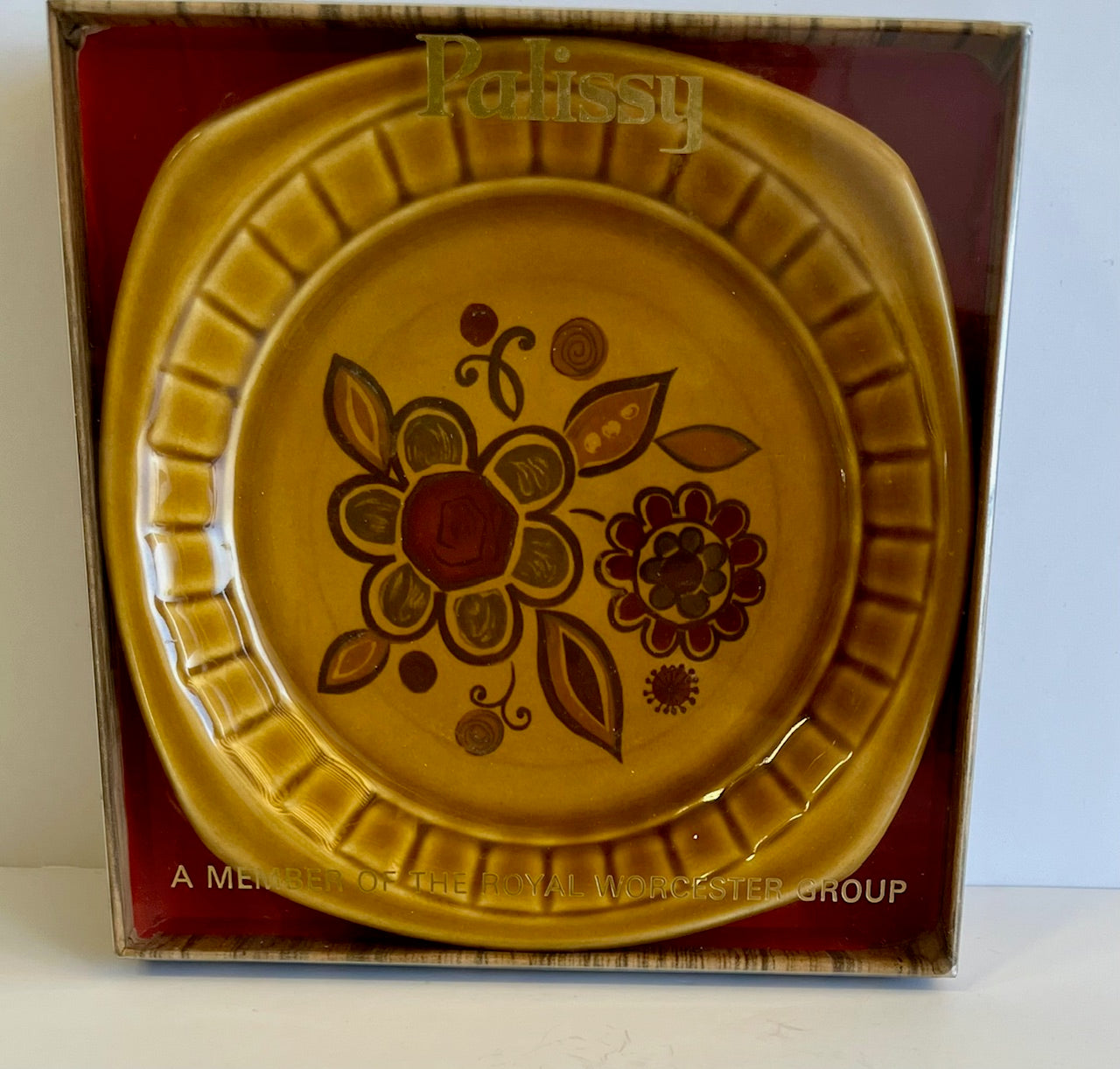 Royal Worcester Palissy Small Dish