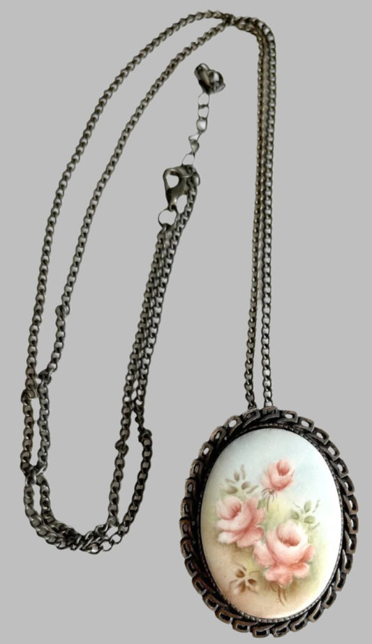 Vintage Rose Cameo Necklace