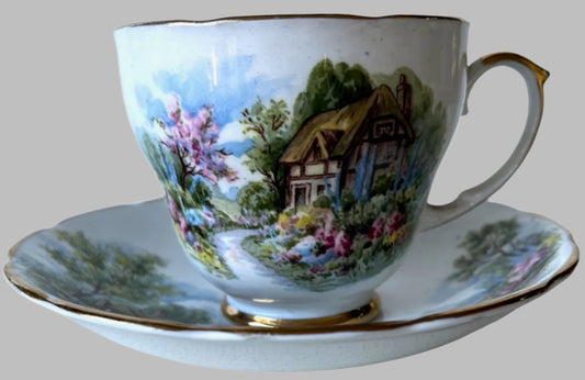 Thatched Cottage Scene Teacup