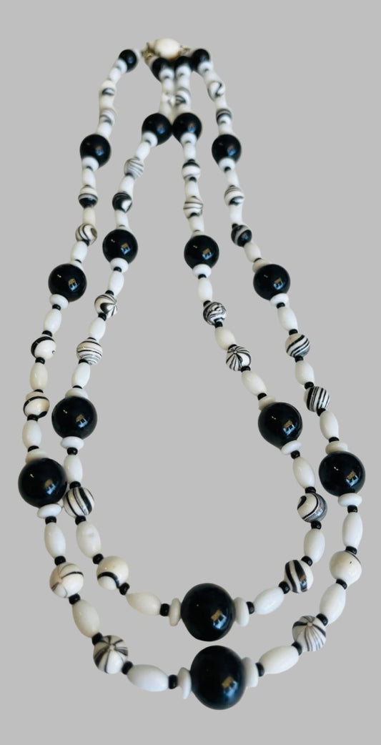 Black and White Necklace