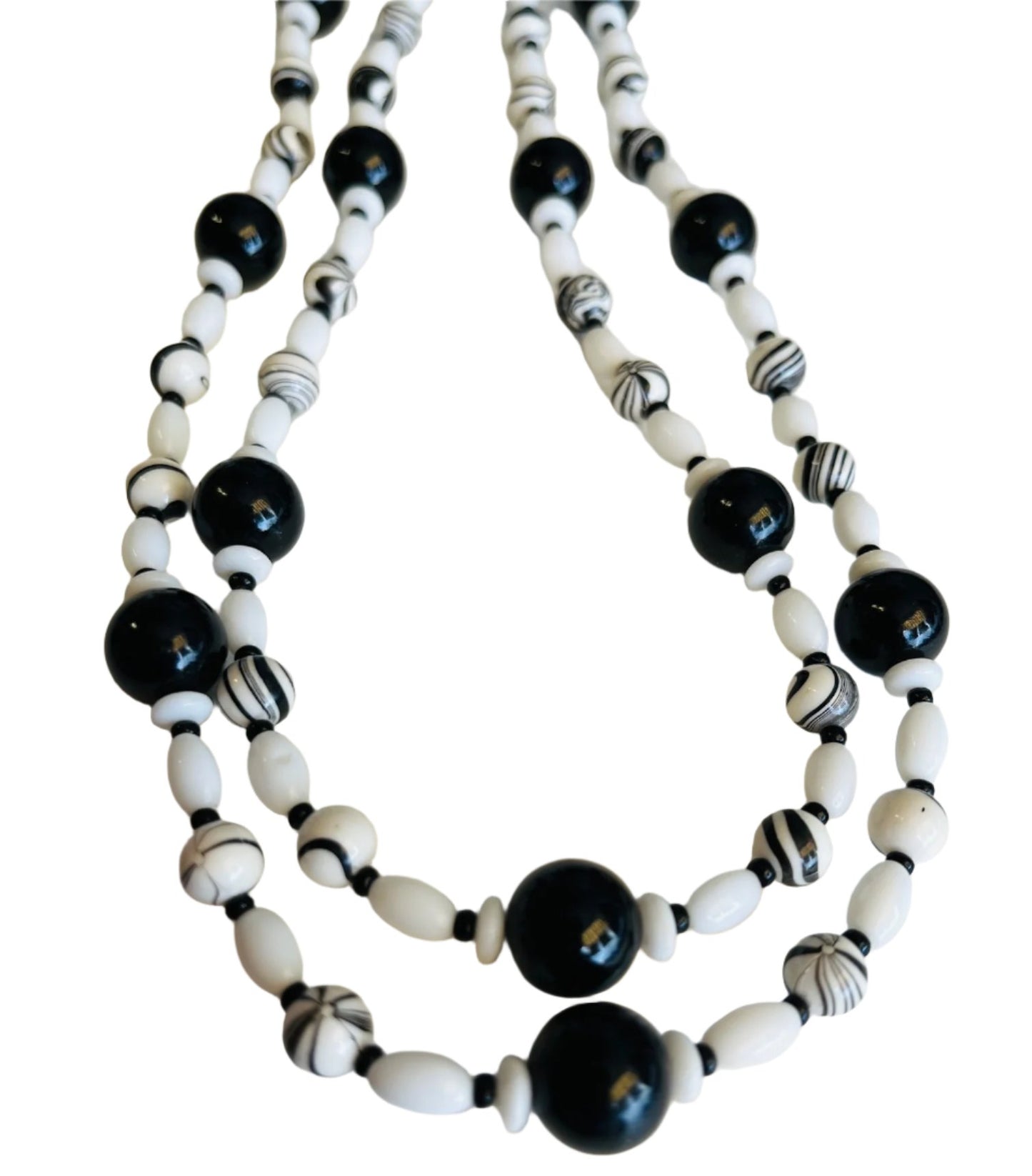 Black and White Necklace