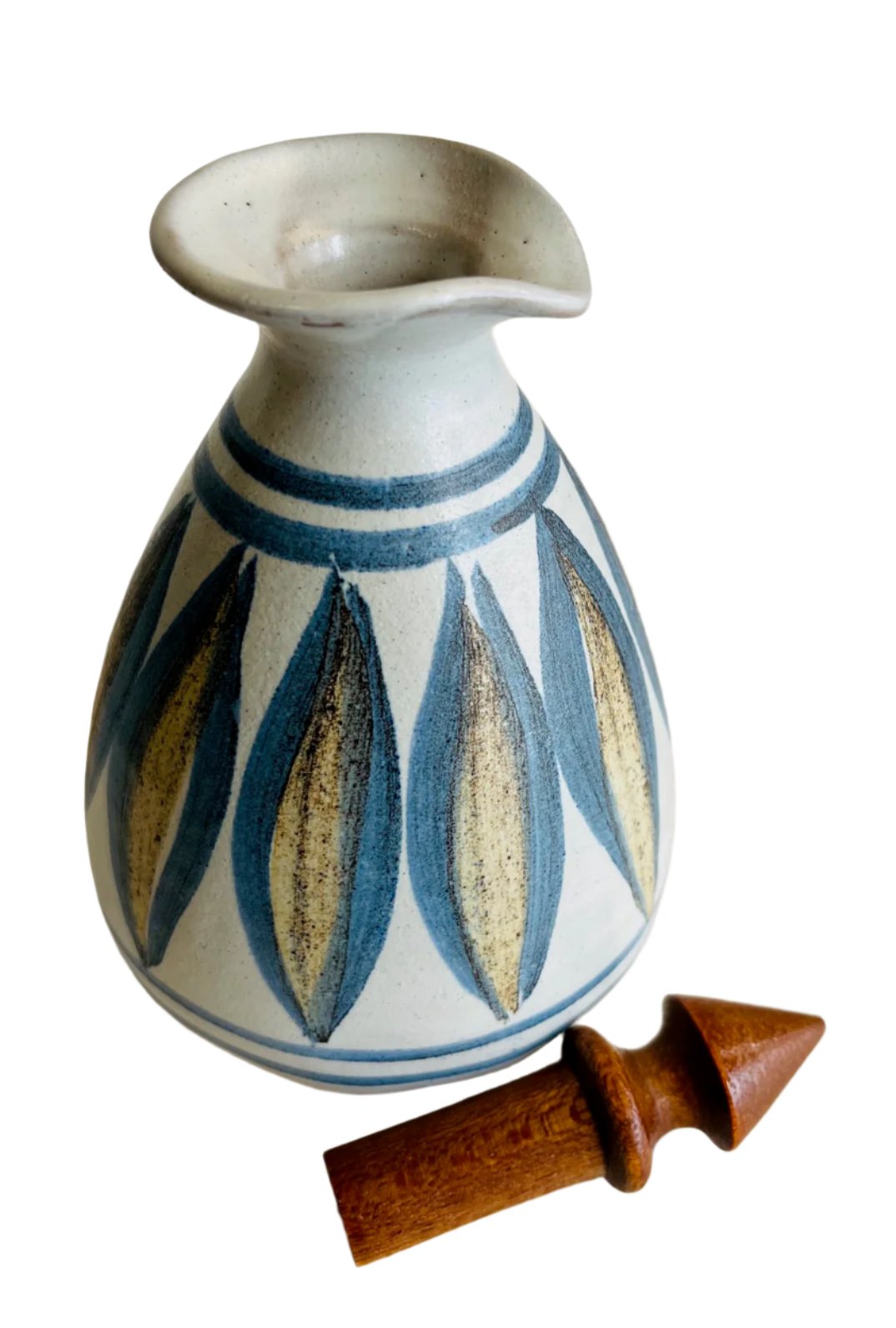 Hanmer Pottery Oil/Vinegar Bottle With Pointed Lid