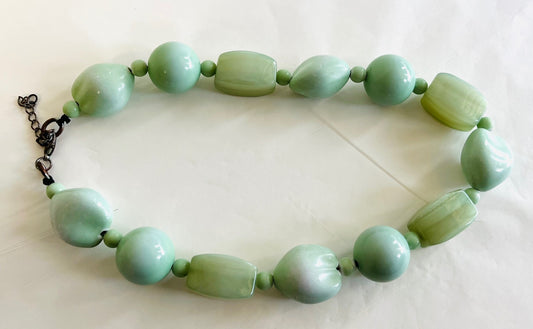 1950s Mint Green Beads