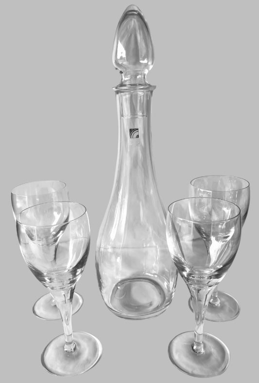 Italian Decanter And Four Wine Glasses