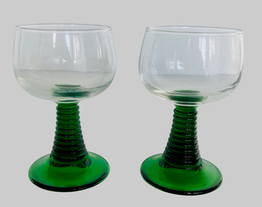 Luminarc (France) 'Römer' Wine Glasses (2)