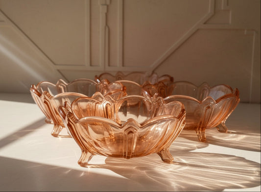 Art Deco Salmon Pink Glass Bowls (4)